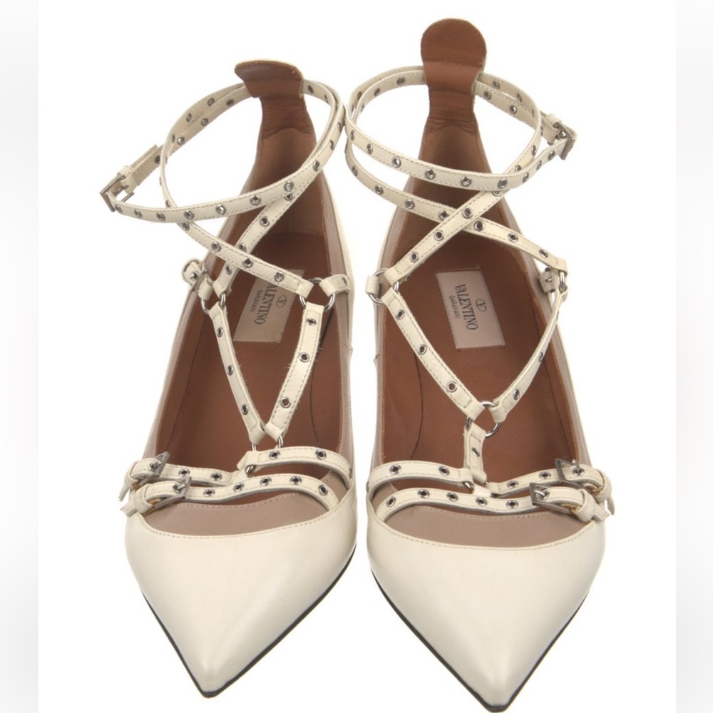 Valentino leather pump